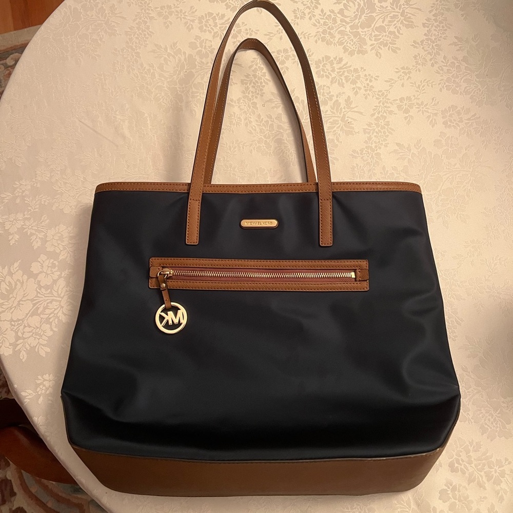 Michael Kors Tote